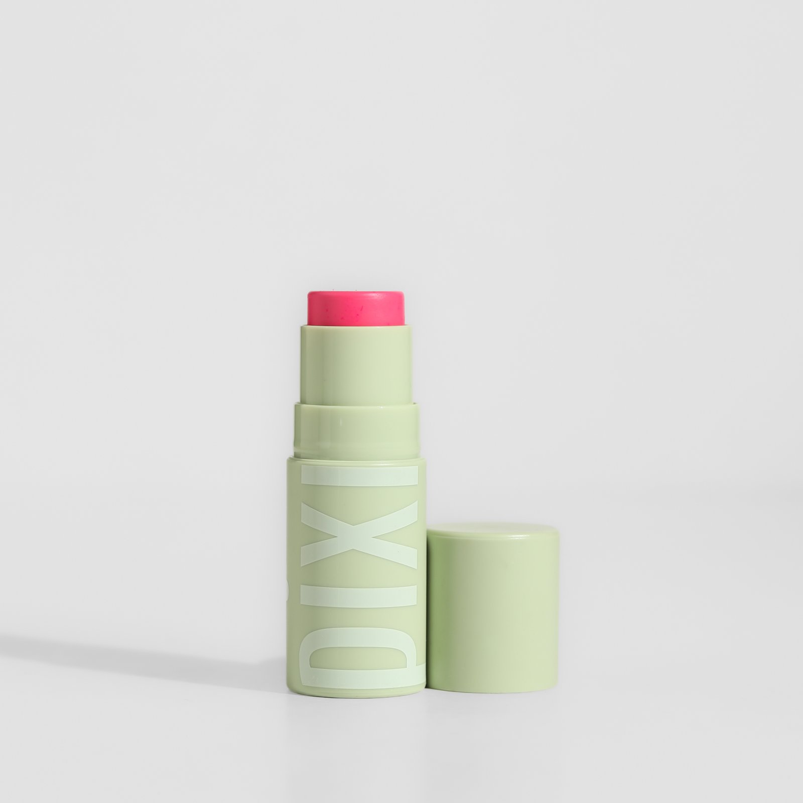 Hydra Lip Treat Passion 4.8g