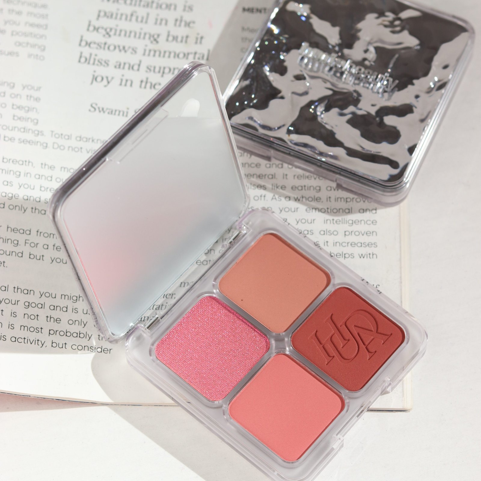 Huda Blush Palette