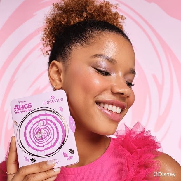 Disney Alice in Wonderland Eyeshadow Palette 01 All Smiles Here 16g