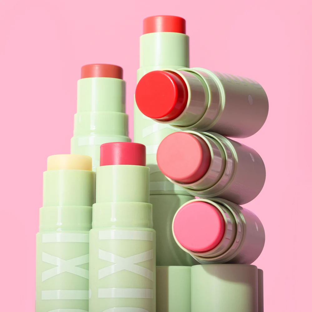 +Hydra Lip Treat Tinted Lip Balm Scarlet 4.8g