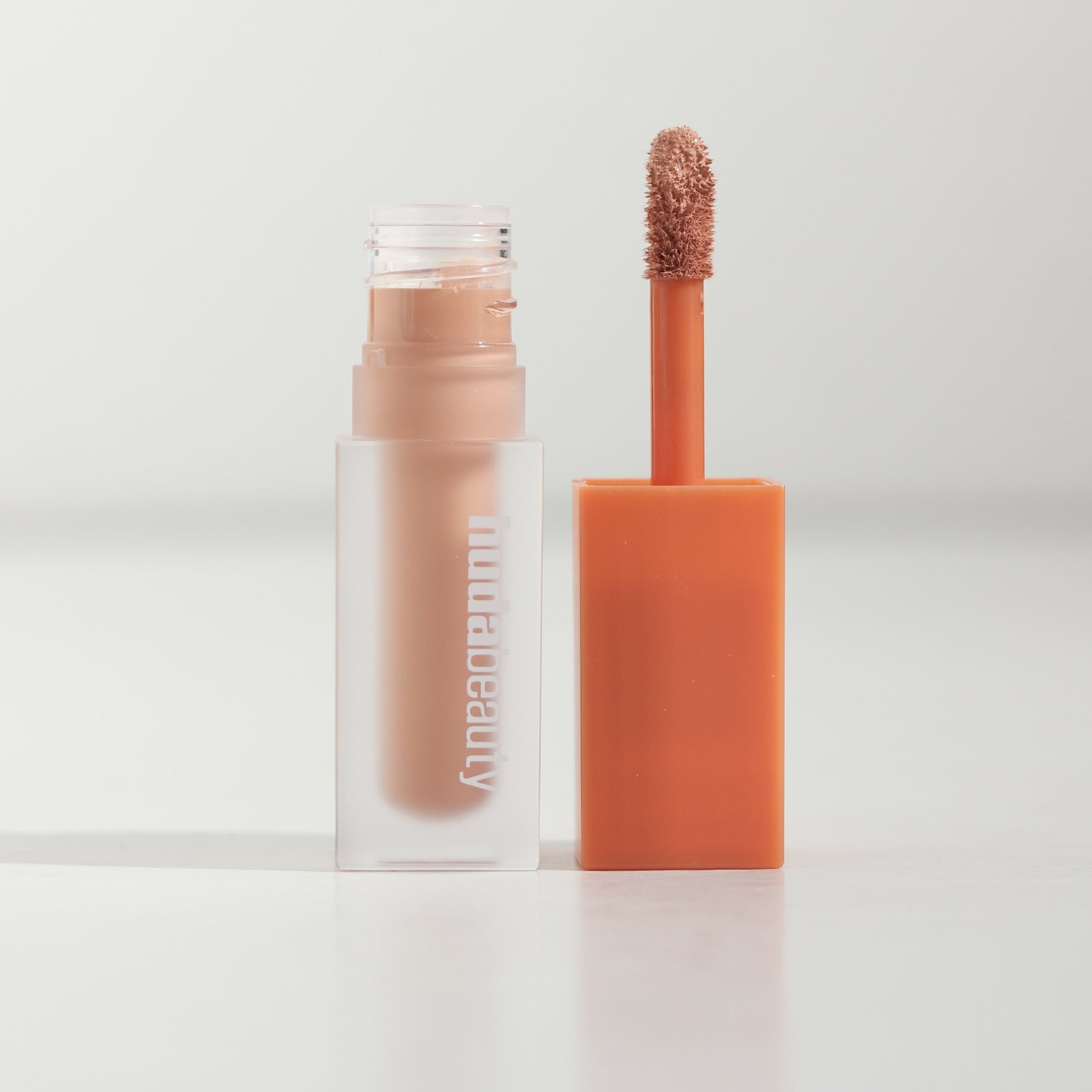 Huda FauxFiltter Corrector