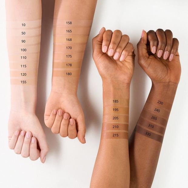 Silky Blur Hydrating Longwear Foundation 90 30ml