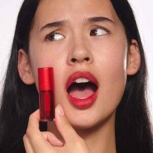 Holiday Lip Kit Kosas Wet Lip Oil Plumping Peptide Lip Treatment Gloss Unbuttoned (full size)4.6ml Saie Lip Liner 101: Creamy & Nourishing Lip Pencil Twist full size 1.14g Huda Beauty Faux Filler Shiny Non-Sticky Lip Gloss Bombshell Full size 3.9ml Tarte Maracuja Juicy Lip Plumping Gloss Honeysuckle 1.41g Dr. Dennis Gross Skincare DermInfusions Plump + Repair Lip Treatment With Hyaluronic Acid 4ml Dr. Jart+ Vital Hydra Solution Jelly Bear Lip Mask with Hyaluronic Acid Full size 20ml Lancome Juicy Tubes Original Lip Gloss Marshmallow Electro 1.41ml