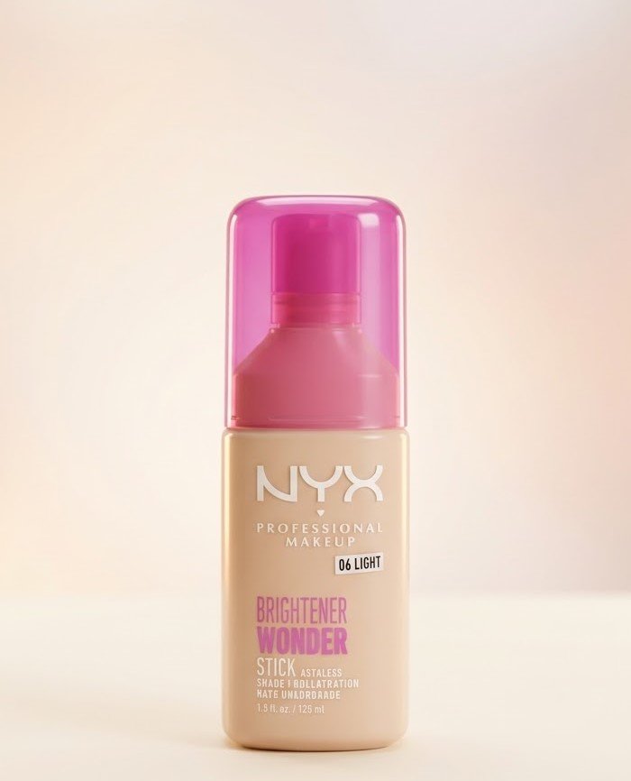Make'em Wonder Soft Matte Foundation 06 Light 30ml