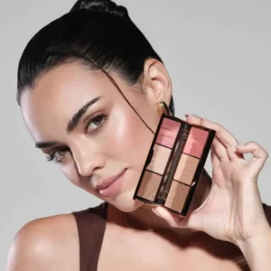 Face Palette Bronze, Glow , and Must Have Blush 3*3.0g