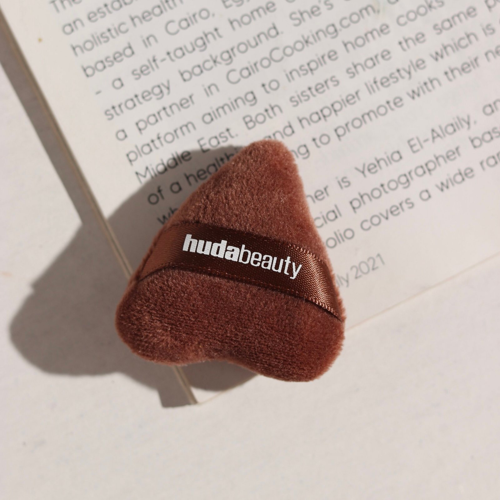 Mini Powder Puff Medium Brown