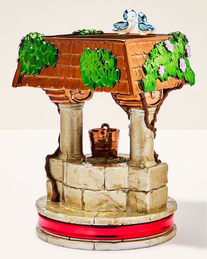 Snow White Pedestal Candle Holder